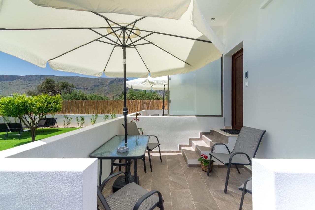 Gazi Modern House With Pool Near Beach מראה חיצוני תמונה