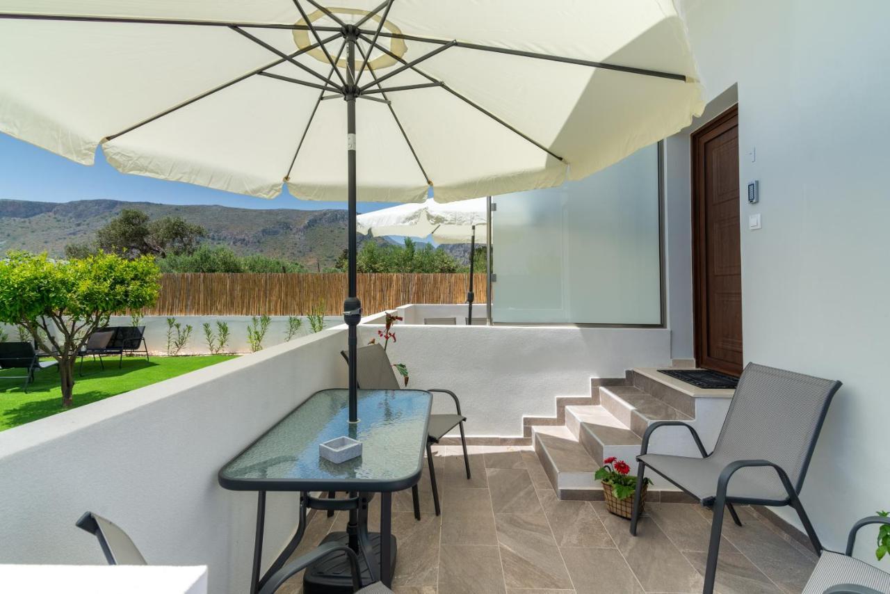 Gazi Modern House With Pool Near Beach מראה חיצוני תמונה