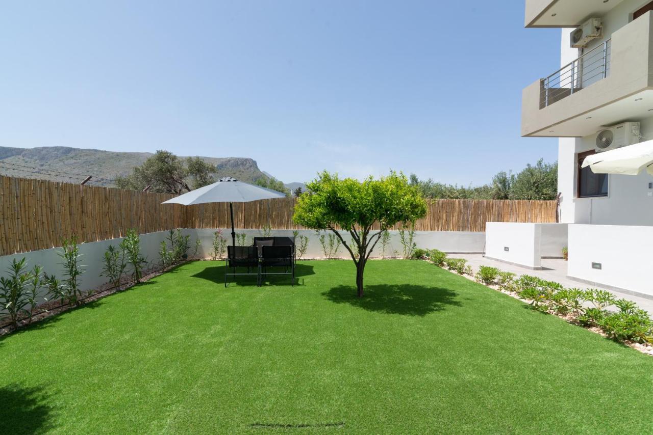 Gazi Modern House With Pool Near Beach מראה חיצוני תמונה