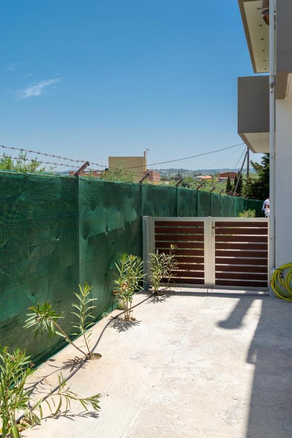 Gazi Modern House With Pool Near Beach מראה חיצוני תמונה