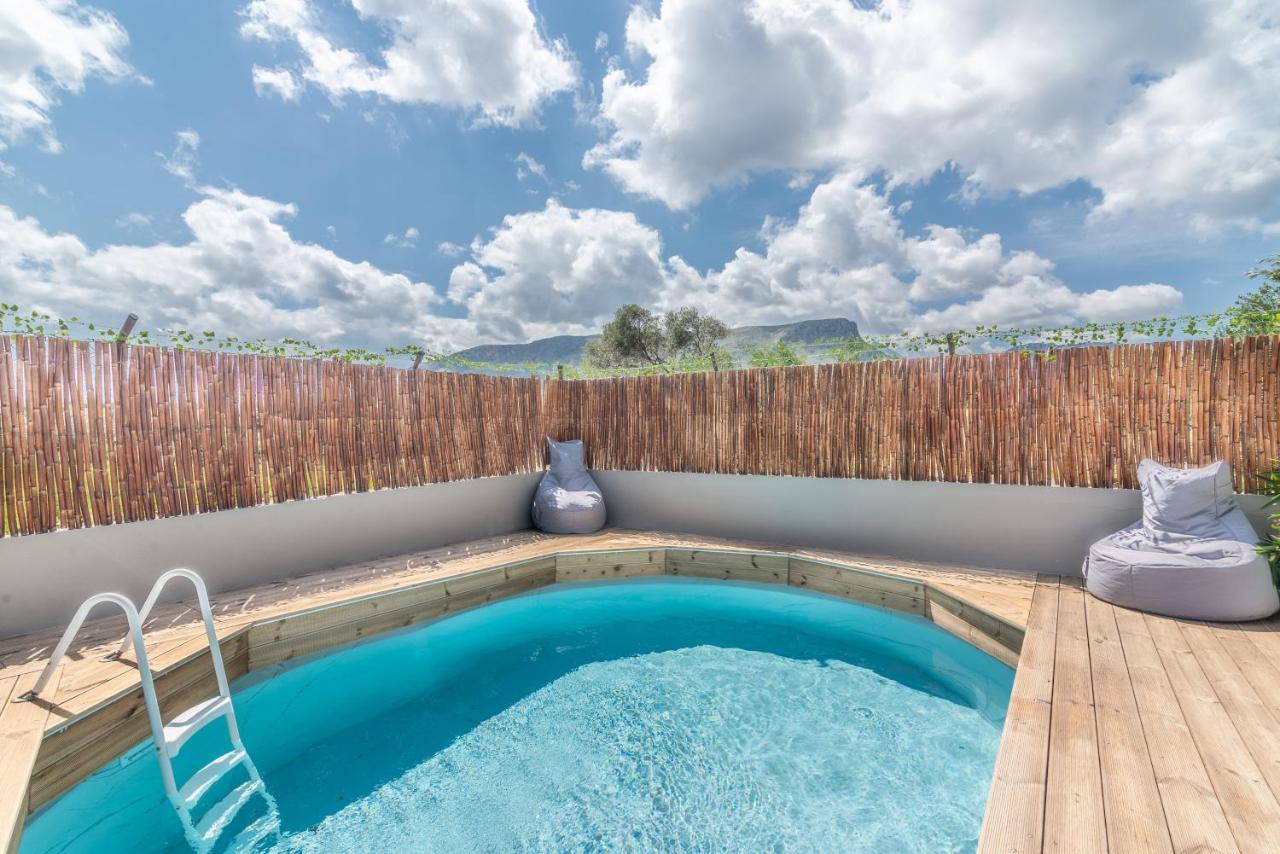 Gazi Modern House With Pool Near Beach מראה חיצוני תמונה